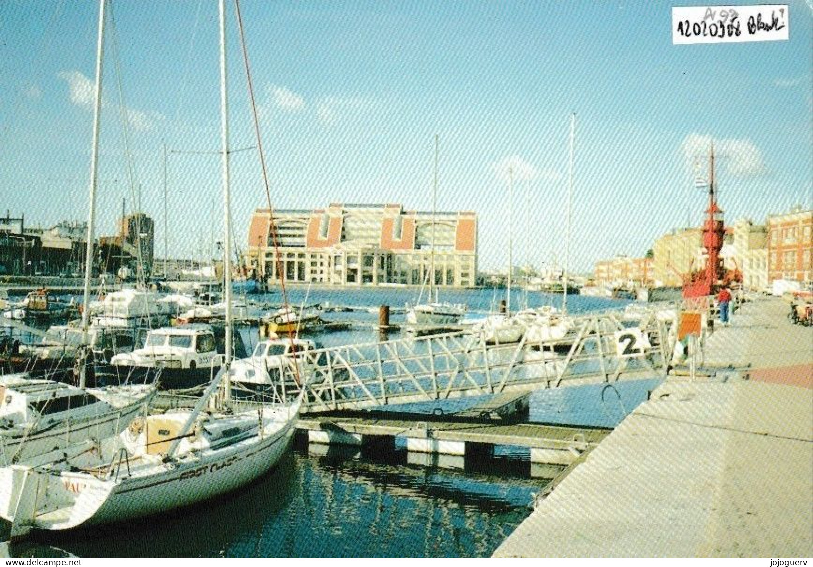 Dunkerque Le Bassin Du Commerce Et Hôtel Communautaire (Communauté Urbaine, Yacht , Bateau Feu... ; éditeur Blanckaert - Dunkerque