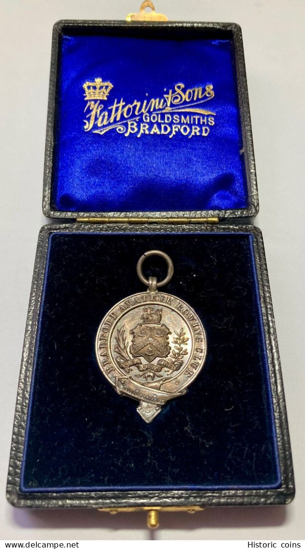 1898 BRADFORD AMATEUR ROWING CLUB .925 Hallmarked Silver Medal In Case - Profesionales/De Sociedad