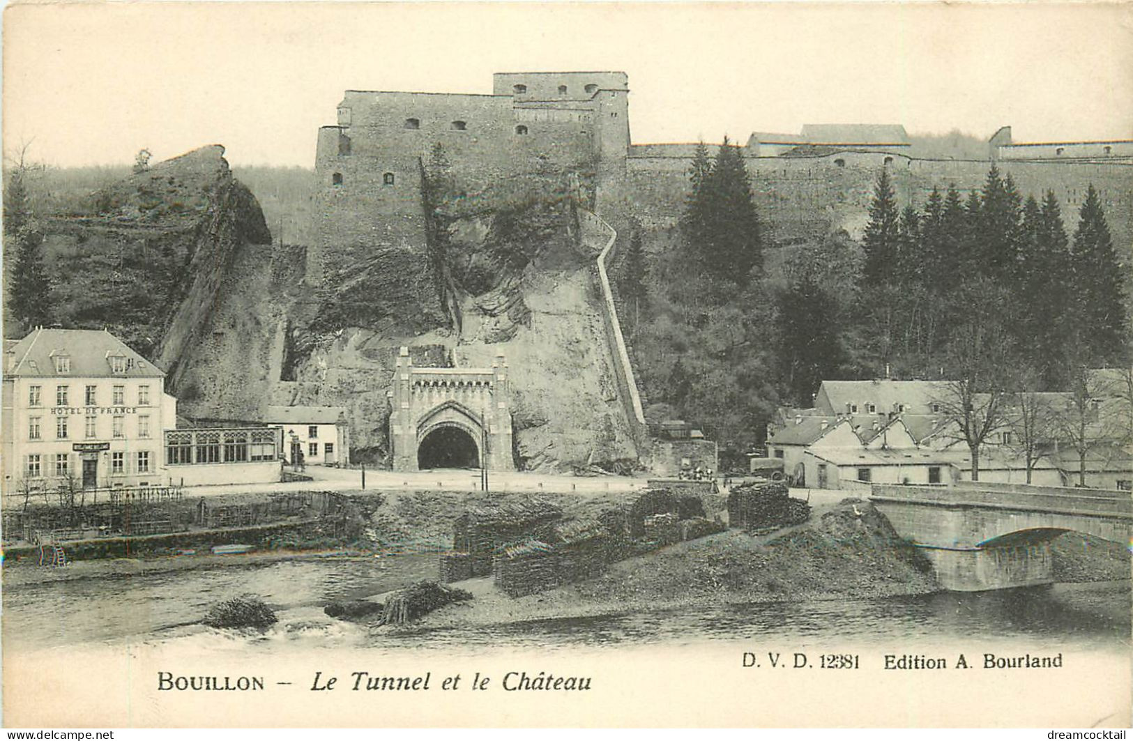 Top Promotion 2 Cpa Belgique BOUILLON. Le Tunnel Et Le Château - Bouillon