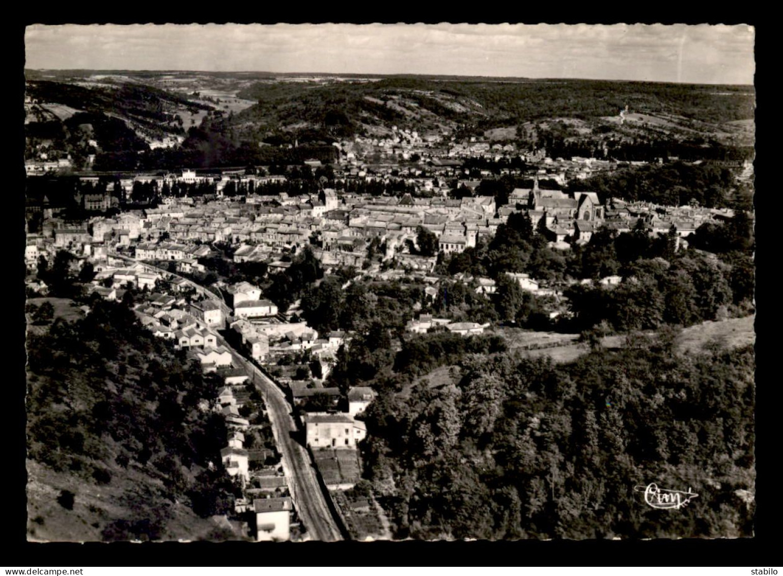 55 - BAR-LE-DUC - VUE AERIENNE  - Bar Le Duc