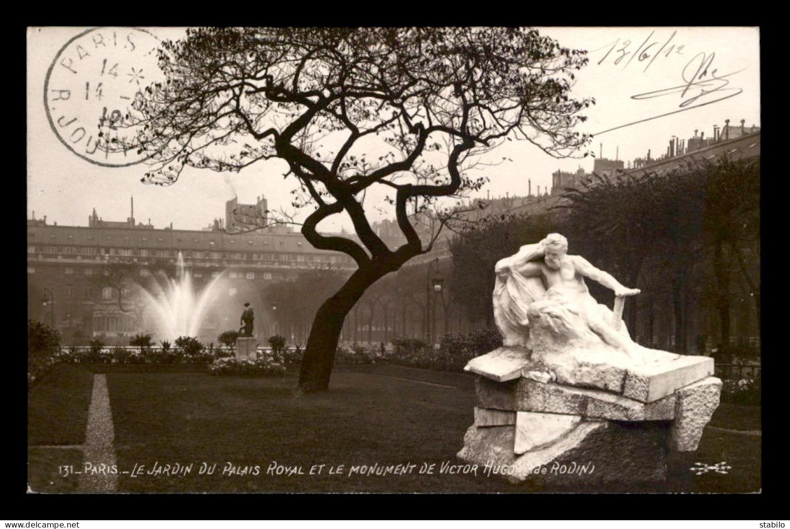 75 - PARIS 1ER - LE JARDIN DU PALAIS ROYAL ET LE MONUMENT DE VICTOR HUGO PAR RODIN - Distrito: 01