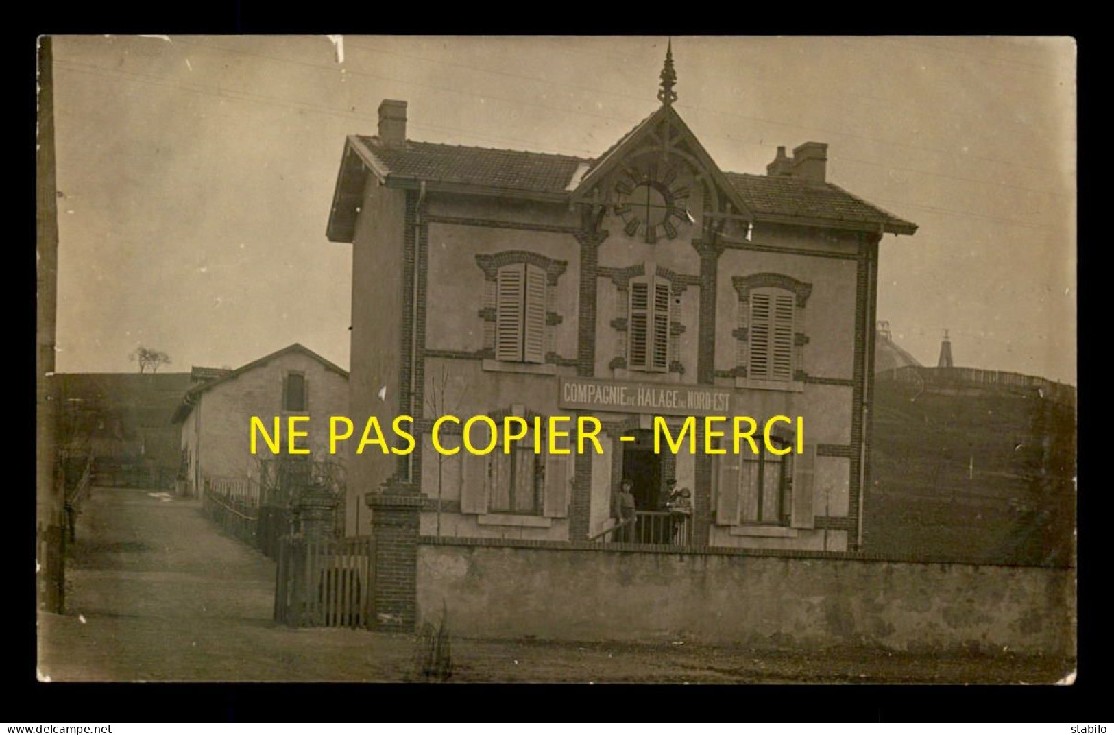 BATEAUX - PENICHE - CANAL - MAISON DE LA COMPAGNIE DE HALAGE DU NORD-EST - CARTE PHOTO ORIGINALE - Binnenschepen