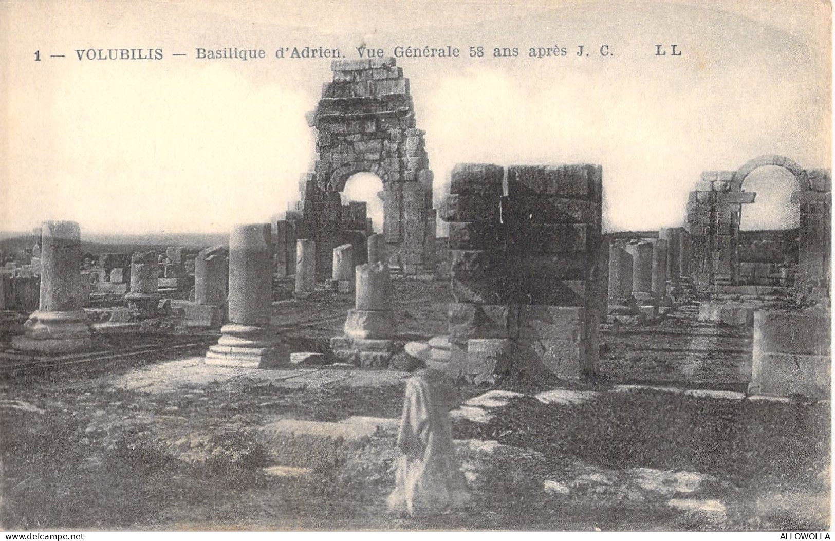 26943 " VOLUBILIS-BASILIQUE D'ADRIEN-VUE GÉNÉRALE-58 ANS APRÈS J.C. " ANIMÉ-VERA FOTO-CART.POST. NON  SPED. - Andere & Zonder Classificatie