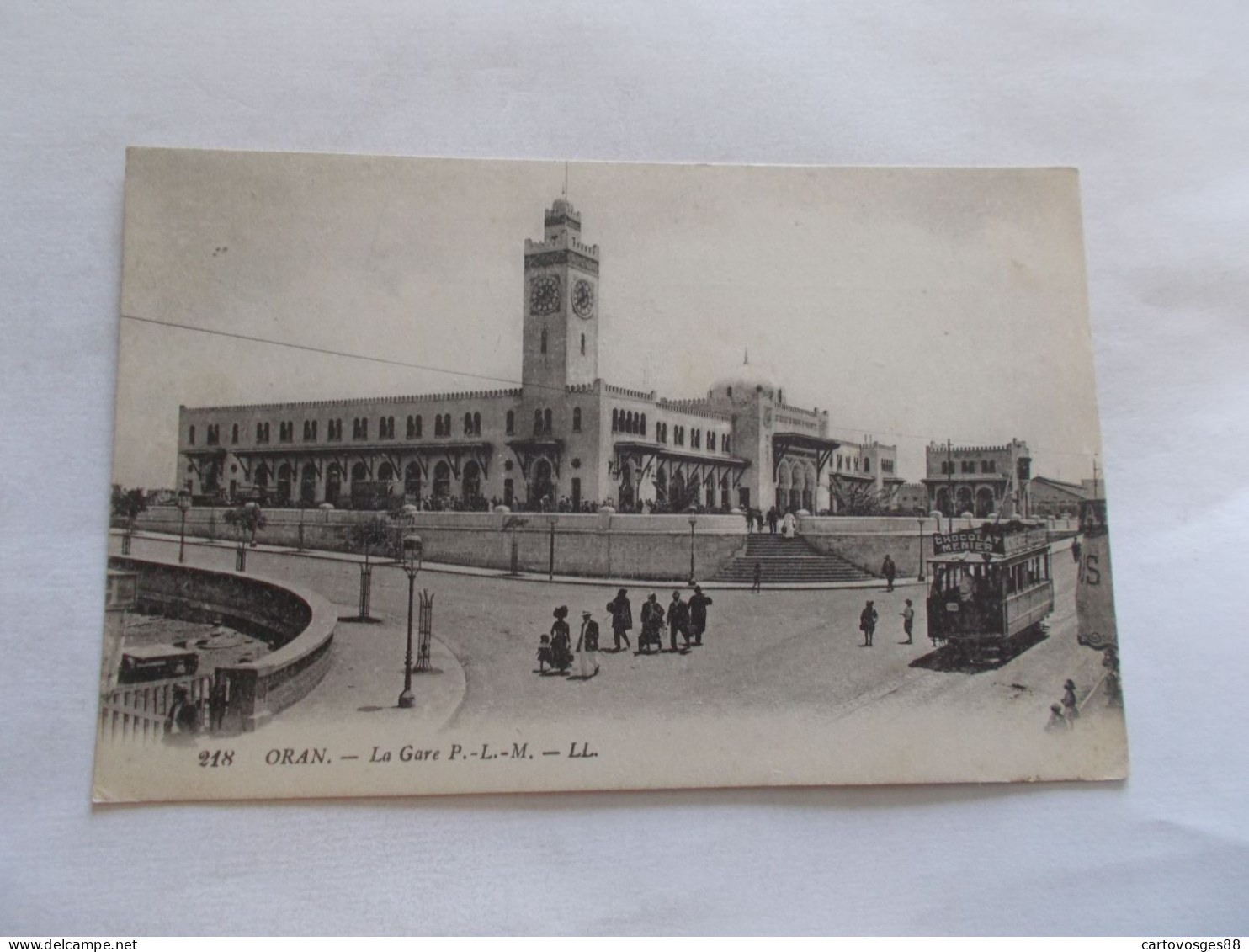 ORAN  ( ALGERIE ) LA GARE P.L.M  ANIMEES TRAMWAYS - Oran