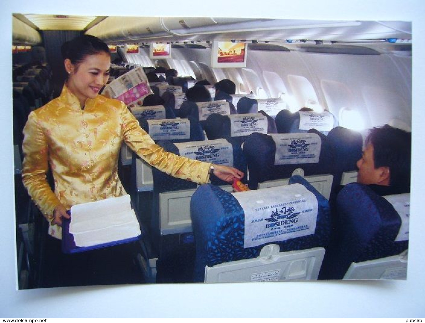 Avion / Airplane / SICHUAN AIRLINES / Airbus A330-941 / Air Hostess - 1946-....: Modern Tijdperk