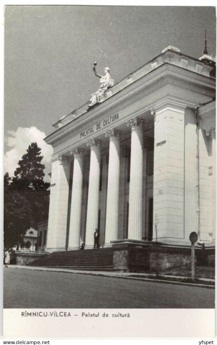 Rîmnicu-Vîlcea - Culture Palace - Romania