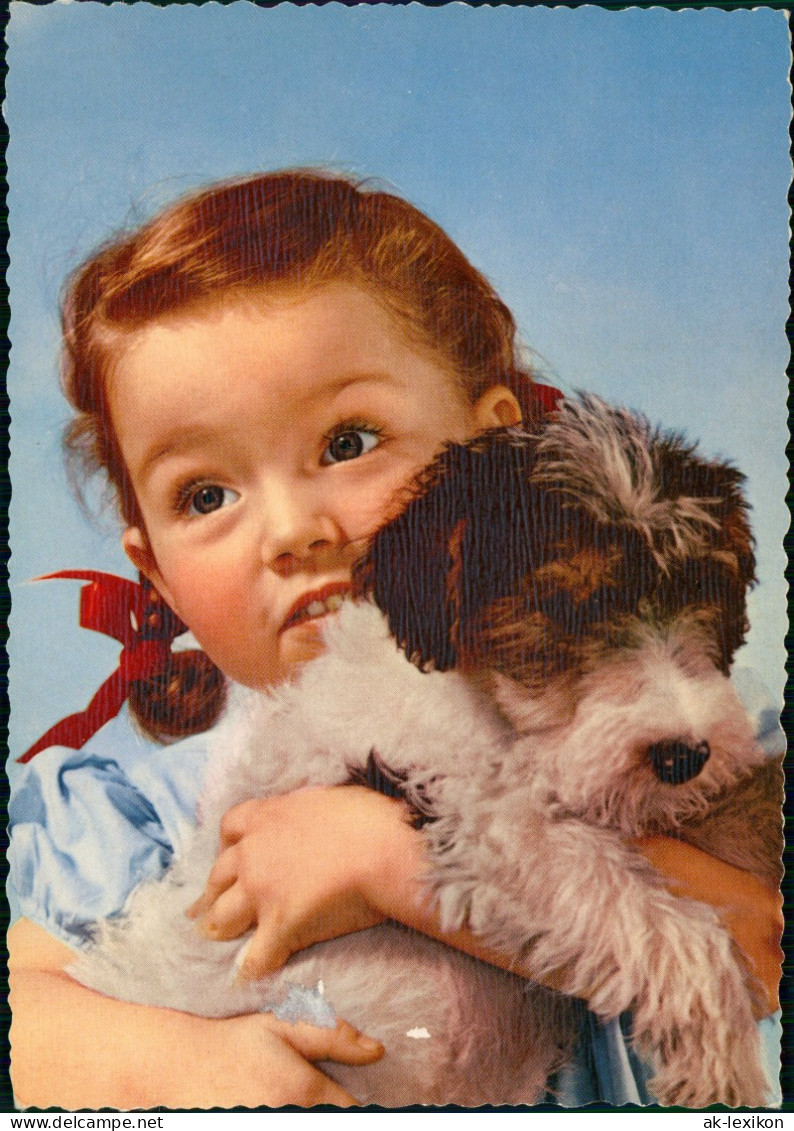 Ansichtskarte  Menschen Soziales Leben & Kinder: Kind Mädchen Mit Hund 1970 - Retratos