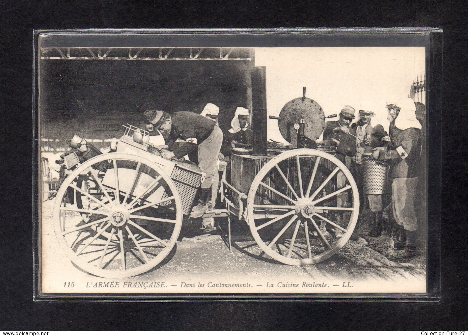 (12/05/24) THEME MILITARIA-CPA L'ARMEE FRANCAISE - DANS LES CANTONNEMENTS - LA CUISINE ROULANTE - Manovre