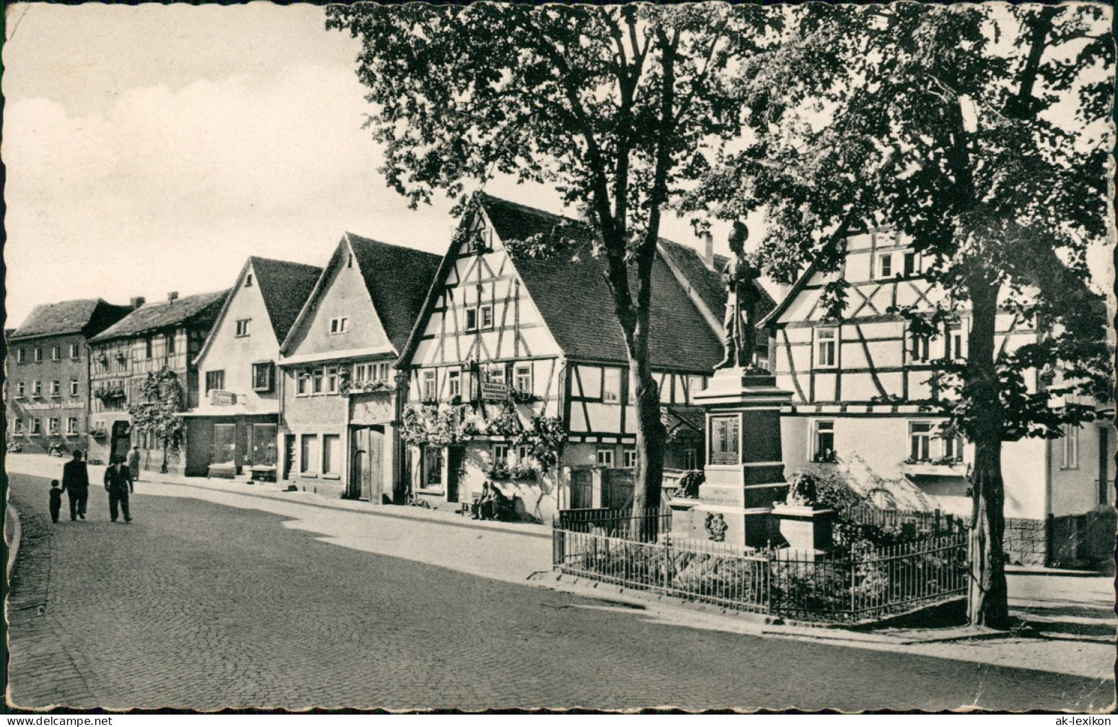 Ansichtskarte Mönchberg Im Spessart Straßenpartie Am Denkmal 1964 - Autres & Non Classés