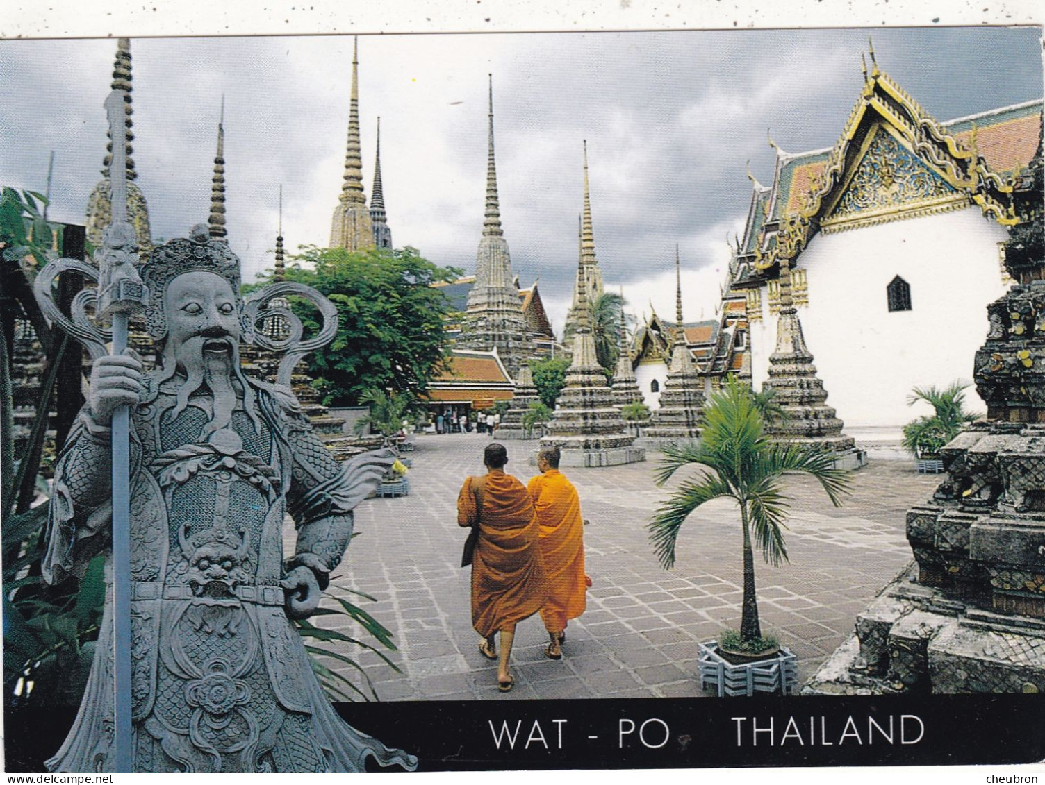 THAILANDE.. BANGKOK (ENVOYE DE). "SCENE OF THE INNER COUTYARD OF WAT-PO ".  TEXTE ANNEE 1995+ TIMBRE - Thaïland