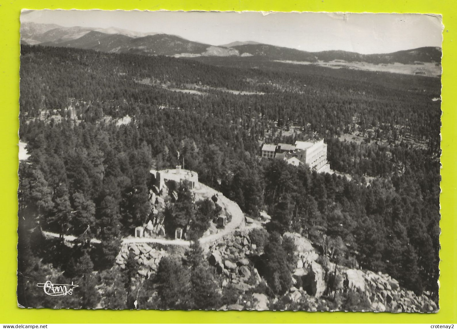 66 FONT ROMEU Vers Prades N°32339 Vue Aérienne Le Calvaire Et L'Etablissement Héliothérapique En 1954 Combier - Prades