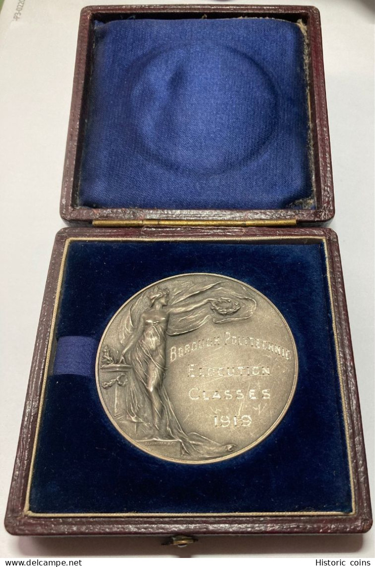 1919 WWI-era Silver Award Medal MACDONALD HASTINGS BOROUGH POLYTECHNIC - Profesionales/De Sociedad