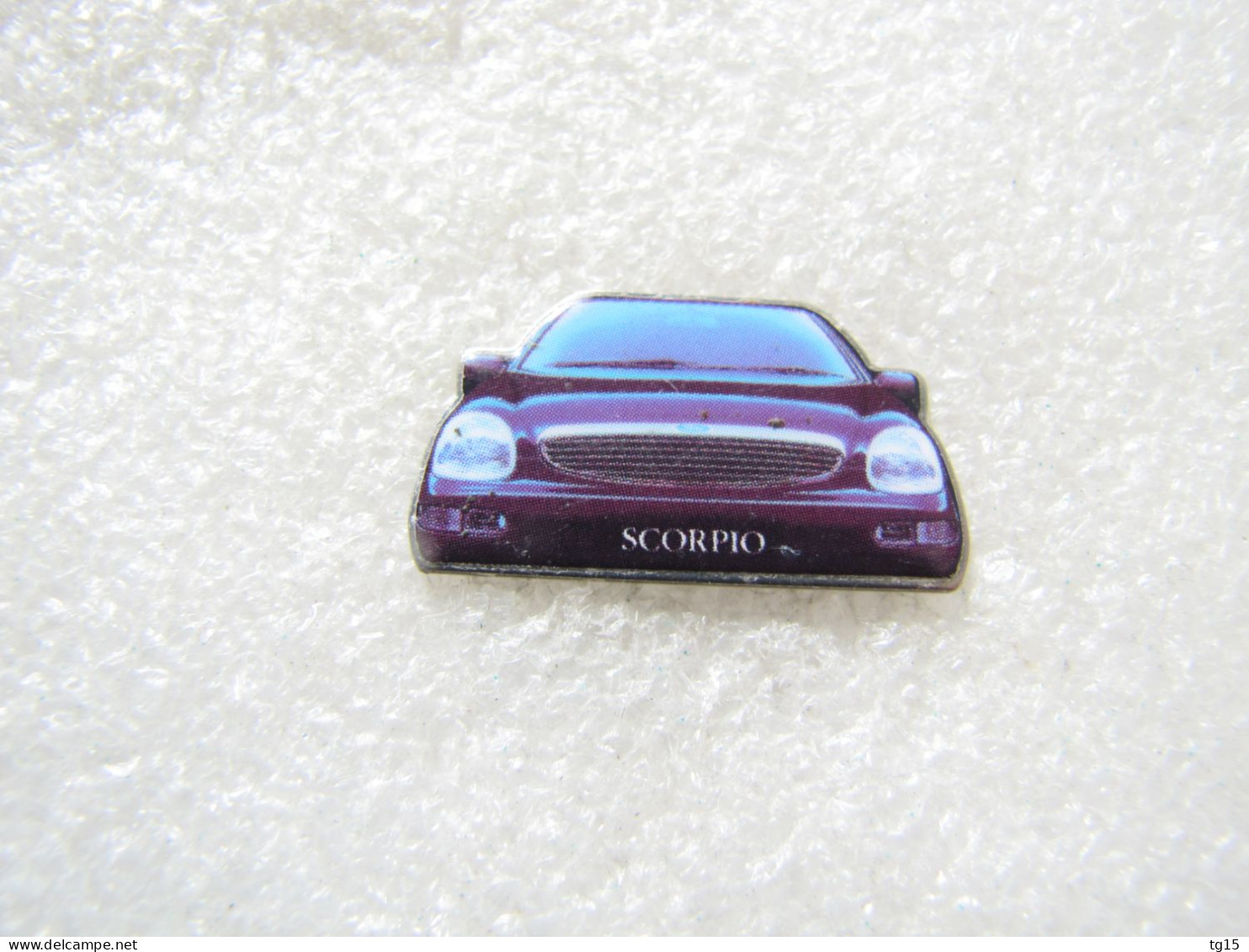 PIN'S   FORD   SCORPIO - Ford