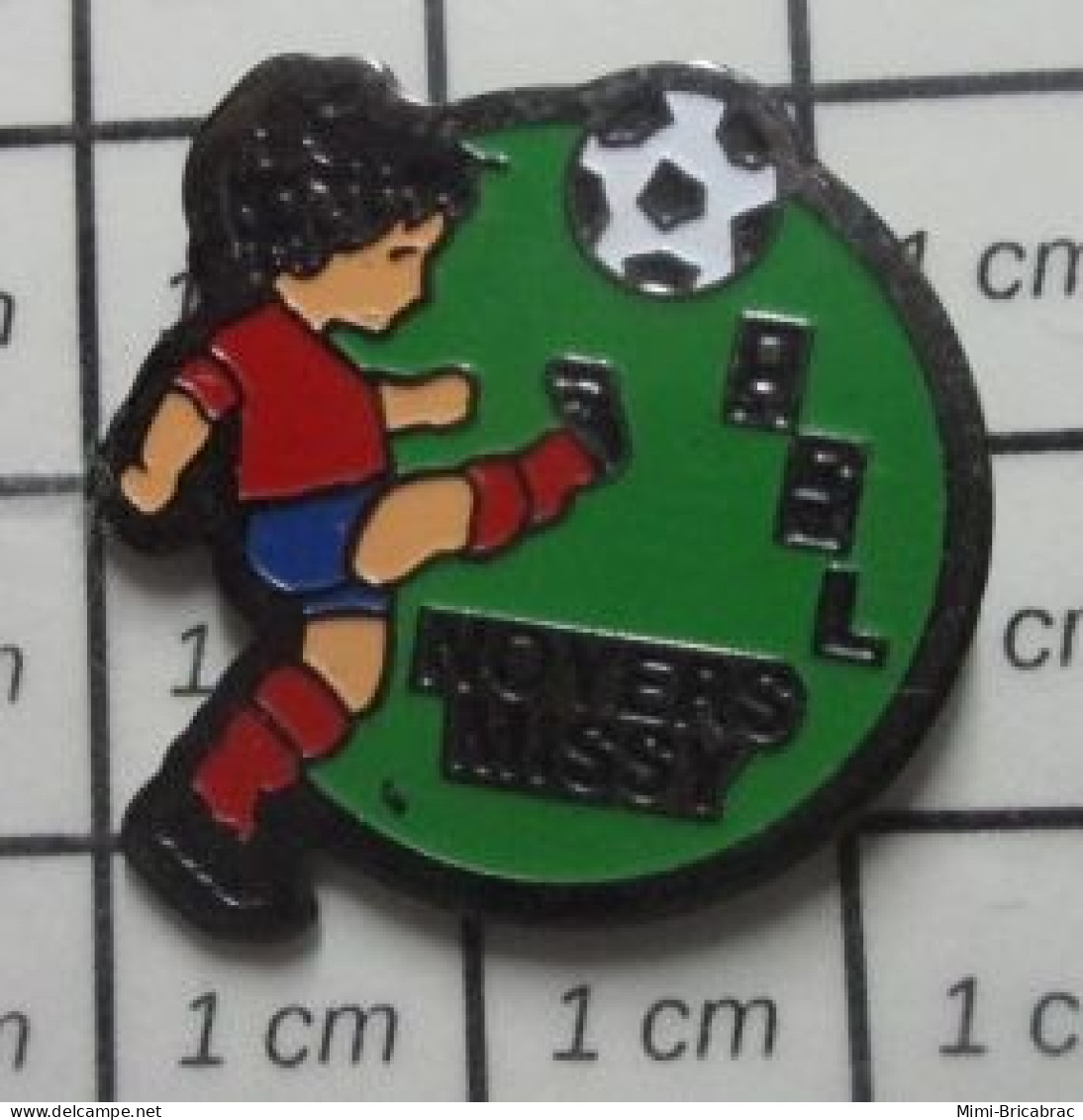 912C Pin's Pins / Beau Et Rare / THEME : SPORTS / FOOTBALL CLUB CALVADOS NOYERS MISSY - Voetbal