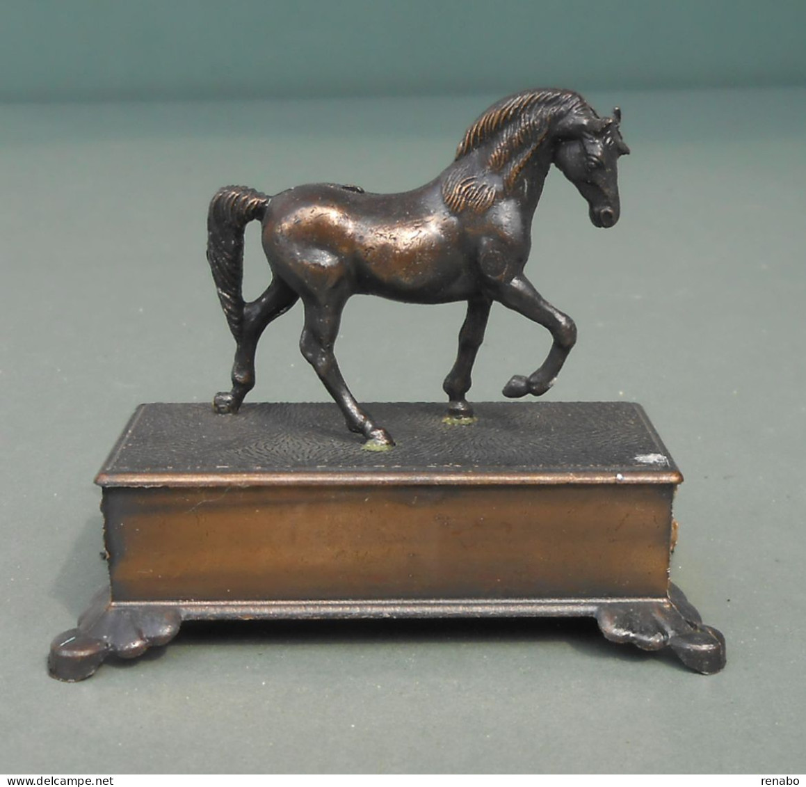 Cavallo, Trotting Horse; Old, N°. AT-946 . Temperamatite, Pencil-Sharpener, Taille Crayon, Anspitzer. Never Used. - Paarden