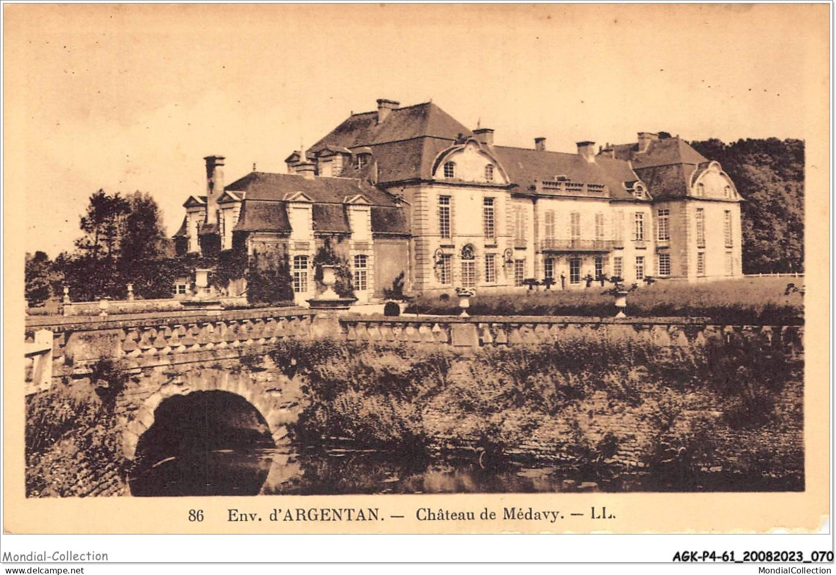 AGKP4-0315-61 - Environ D'ARGENTAN - Château De Médavy  - Argentan