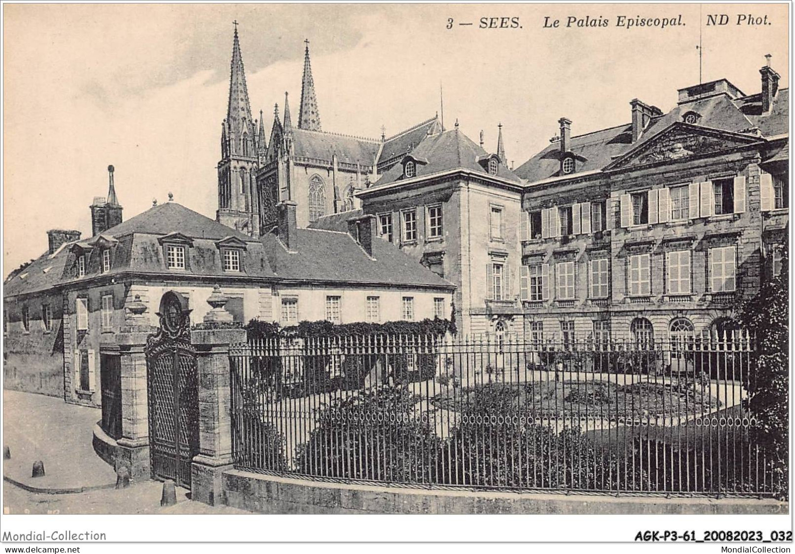 AGKP3-0205-61 - SEES - Le Palais Episcopal  - Sees