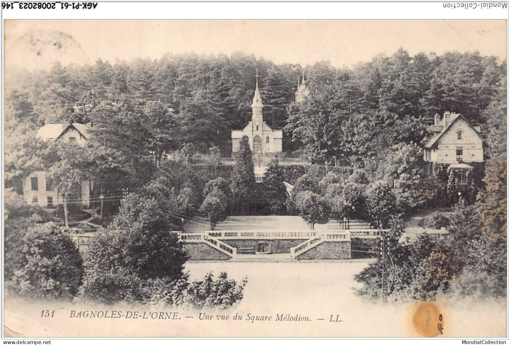 AGKP1-0074-61 - BAGNOLES DE L'ORNE - Une Vue Du Square Mélodion  - Bagnoles De L'Orne