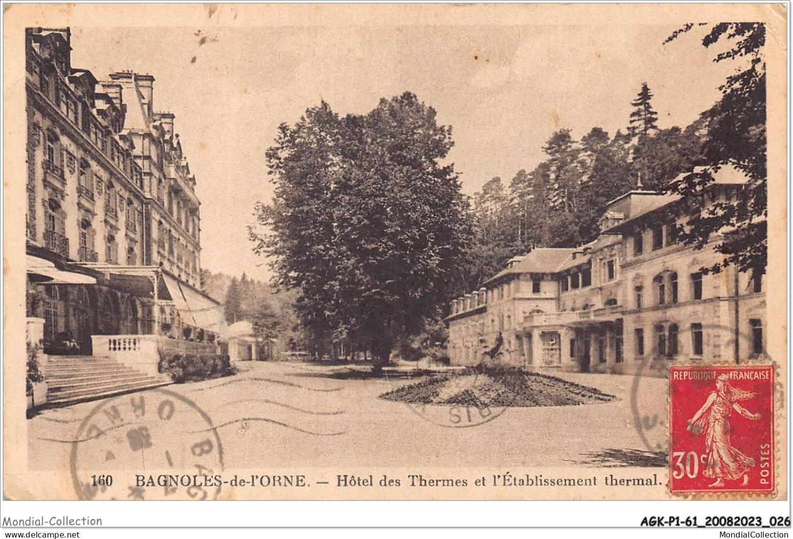 AGKP1-0014-61 - BAGNOLES DE L'ORNE - Hôtel Des Thermes Et L'établissement Thermal  - Bagnoles De L'Orne