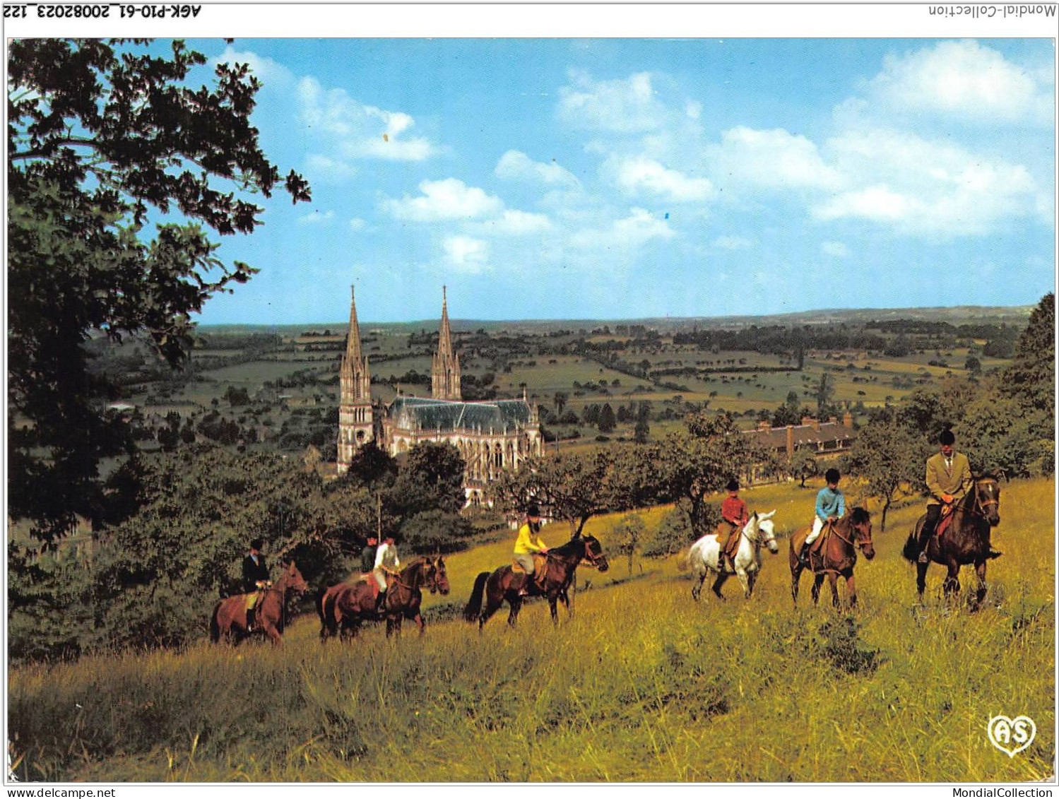 AGKP10-0872-61 - LA CHAPELLE-MONTILEON - Centre Equestre Régional Poney-club  - Autres & Non Classés