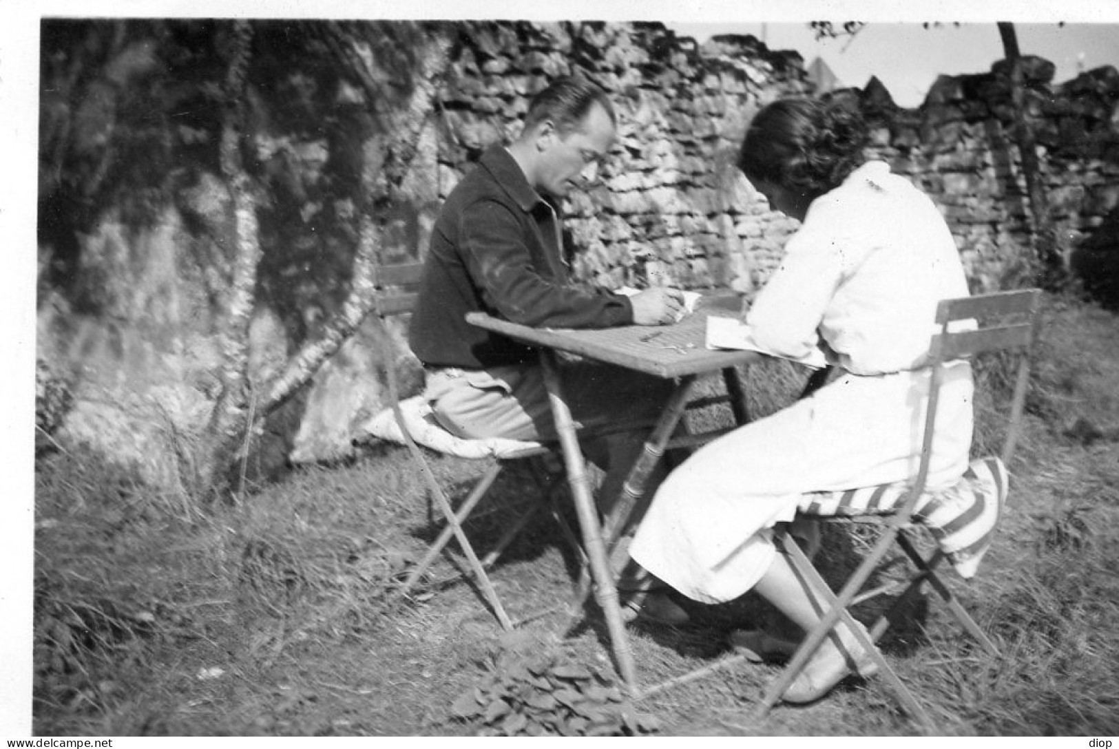 Photo Vintage Paris Snap Shop -couple Jardin D&#039;Etais - Anonyme Personen