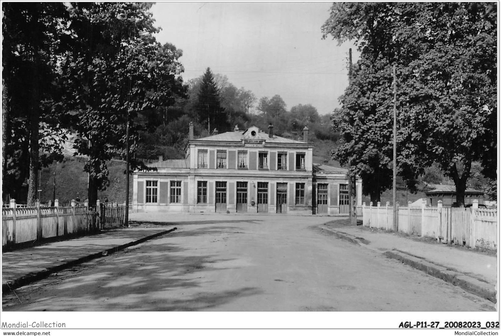 AGLP11-0785-27 - BRIONNE - La Gare - Autres & Non Classés