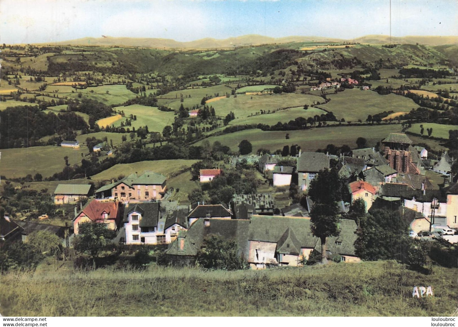 SAINT CERNIN DU CANTAL VUE GENERALE - Autres & Non Classés