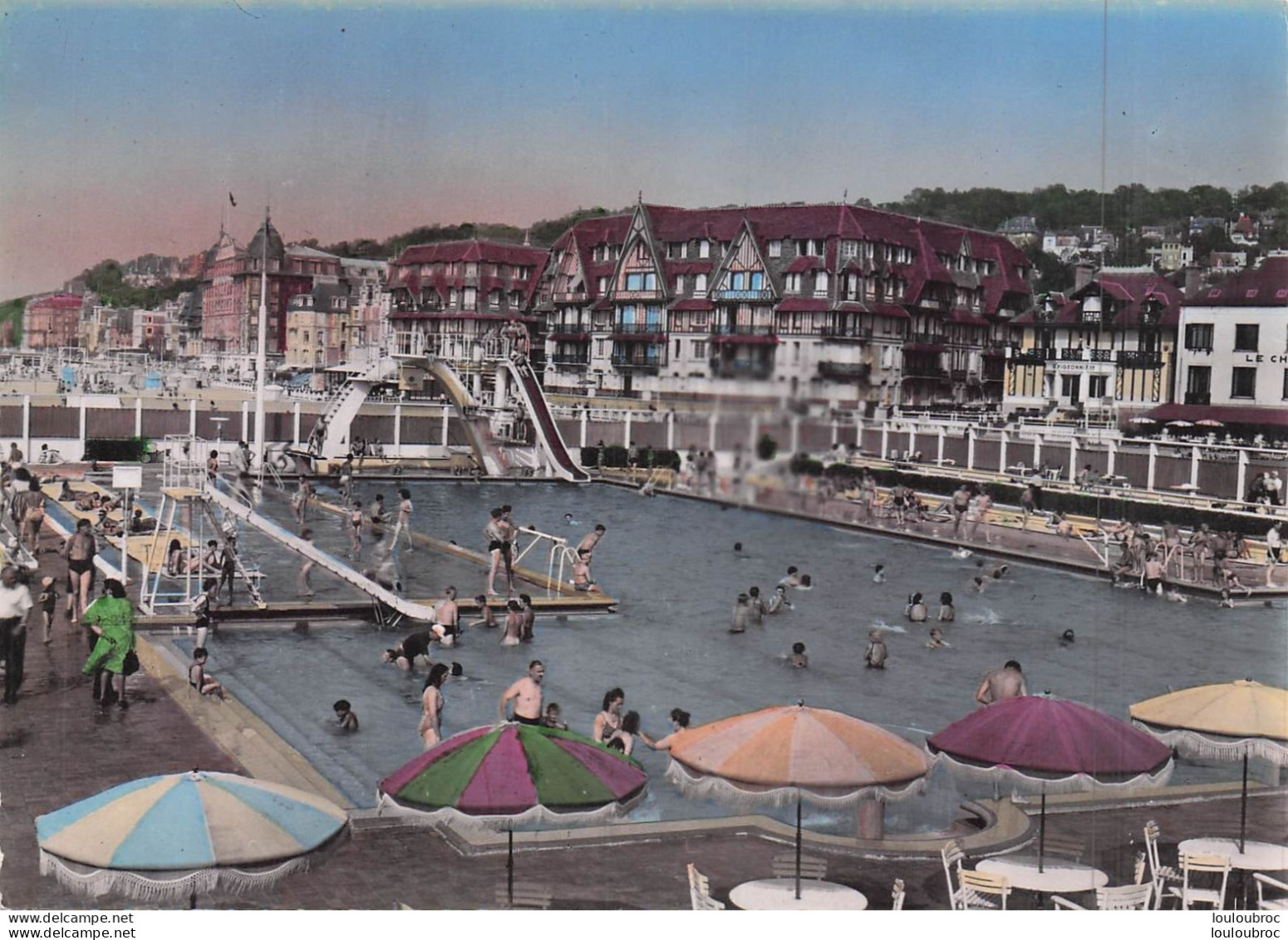 TROUVILLE LA REINE DES PLAGES LA PISCINE - Trouville