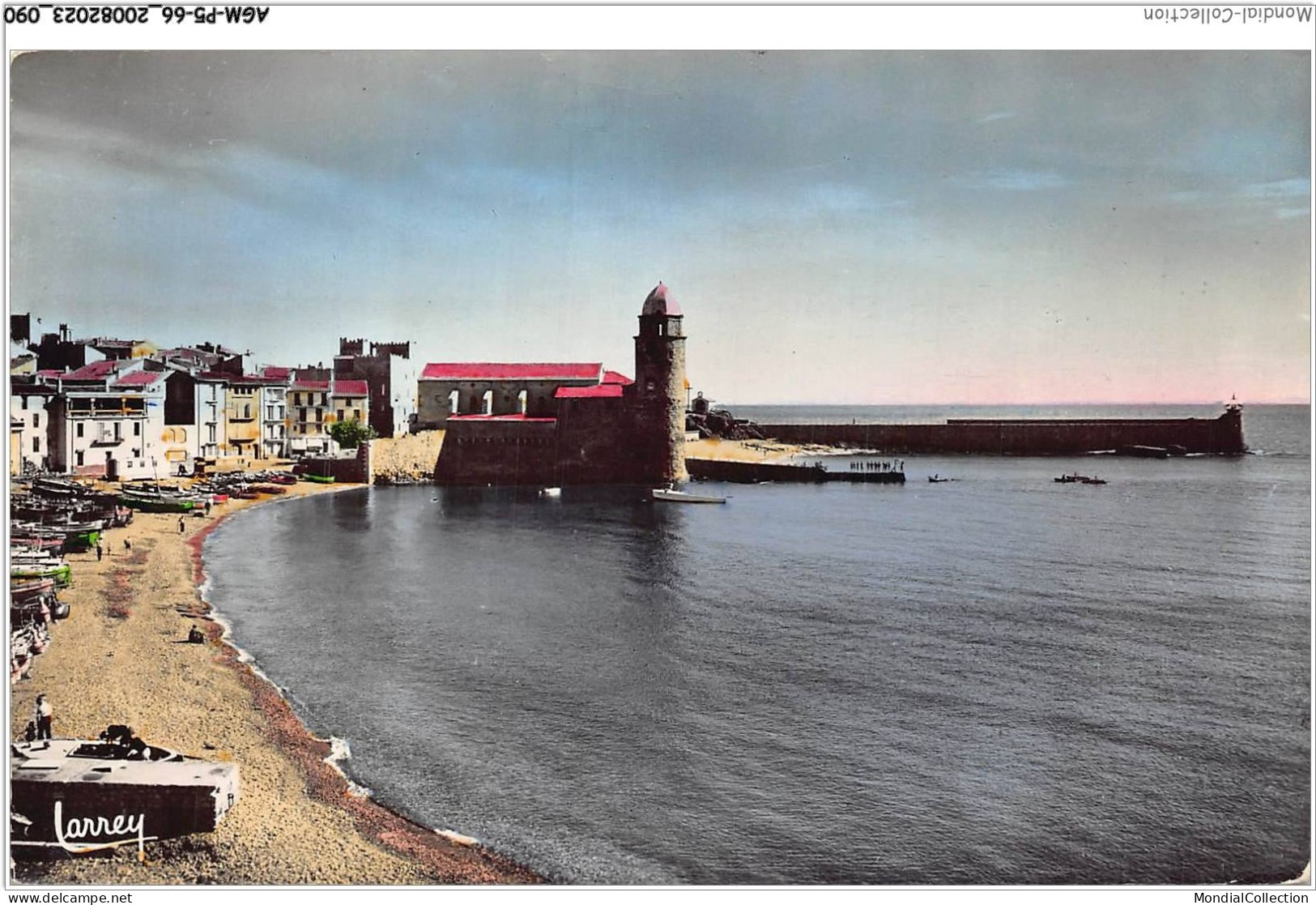 AGMP5-0398-66 - COLLIOURE - Le Port Et L'église St-vincent  - Collioure