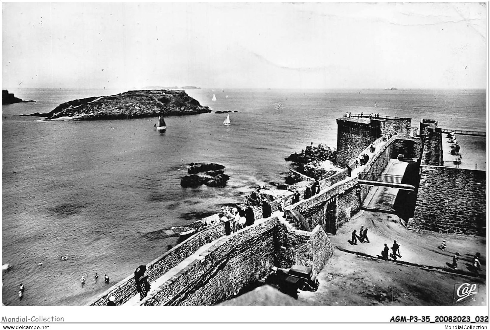 AGMP3-0173-35 - SAINT-MALO - Les Remparts Et Le Grand Bey  - Saint Malo