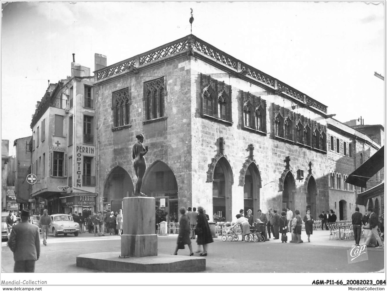 AGMP11-0783-66 - PERPIGNAN - Place De La Loge  - Perpignan