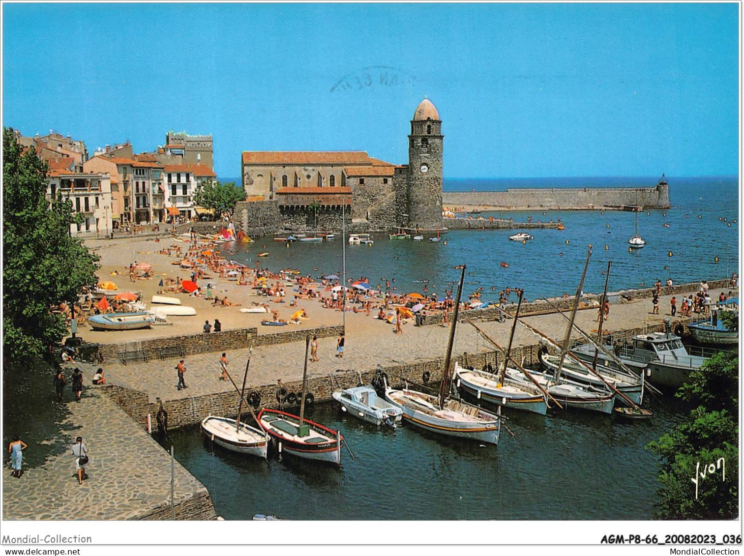 AGMP8-0574-66 - COLLIOURE - Le Port - La Plage - L'église  - Collioure