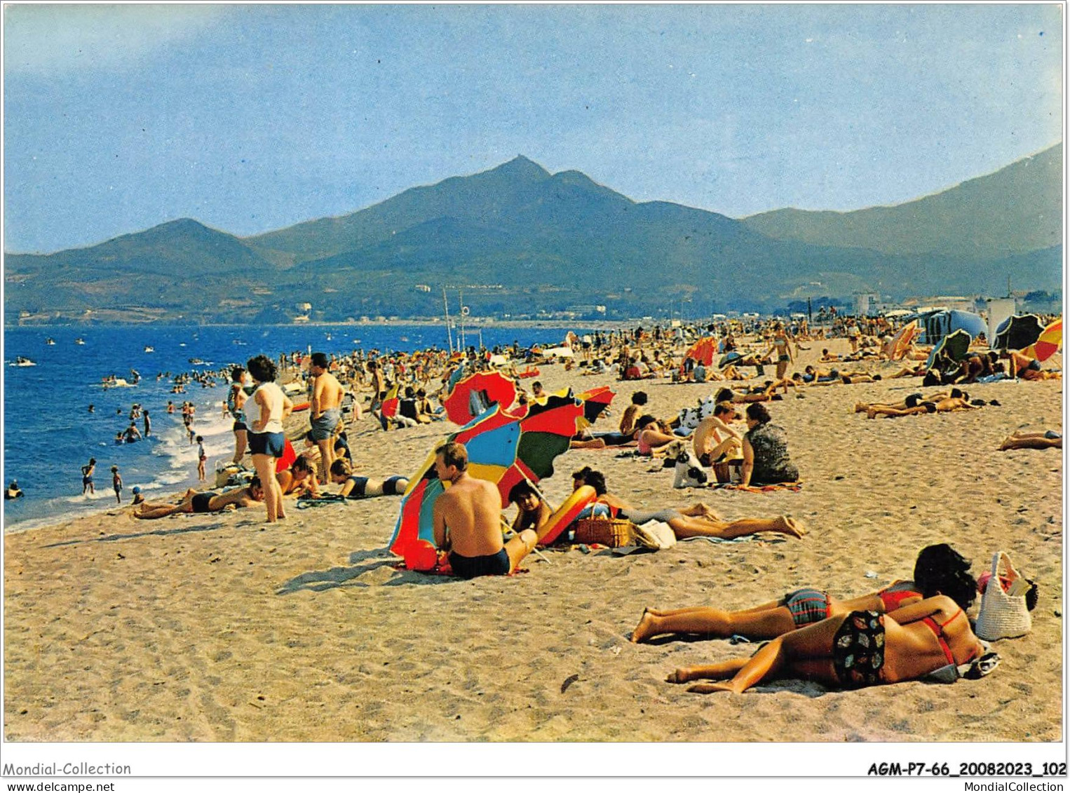 AGMP7-0548-66 - ARGELES-SUR-MER - La Plage - Au Fond Les Albères  - Argeles Sur Mer