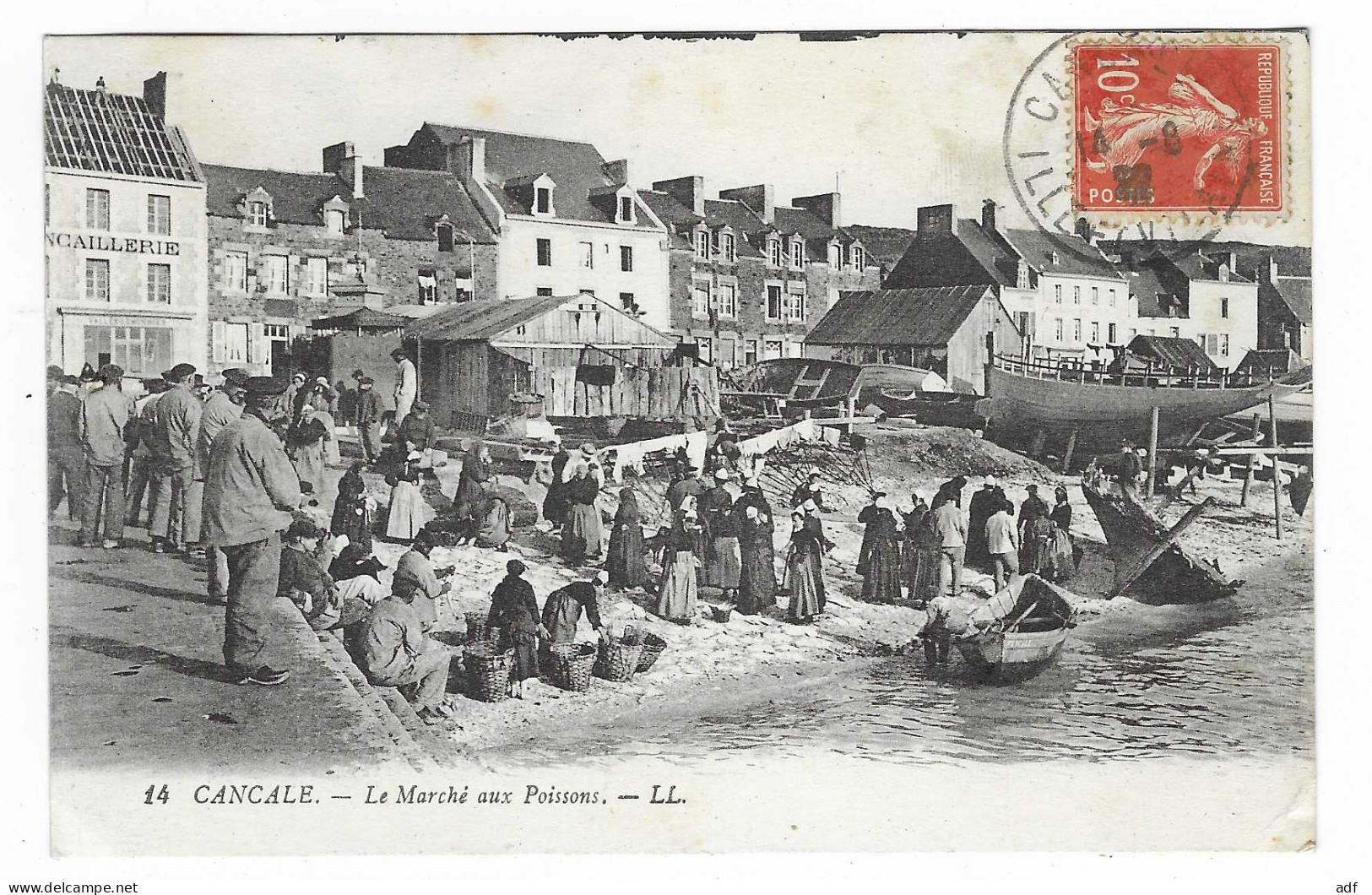 CPA TRES ANIMEE CANCALE, LE MARCHE AUX POISSONS, ILLE ET VILAINE 35 - Cancale