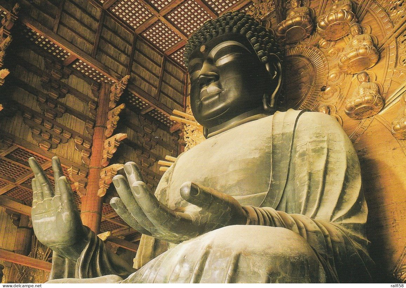1 AK Japan * Die Größte Buddhistische Bronzestatue Der Welt Im Tōdai-ji Tempel In Nara - Seit 1998 UNESCO Weltkulturerbe - Autres & Non Classés