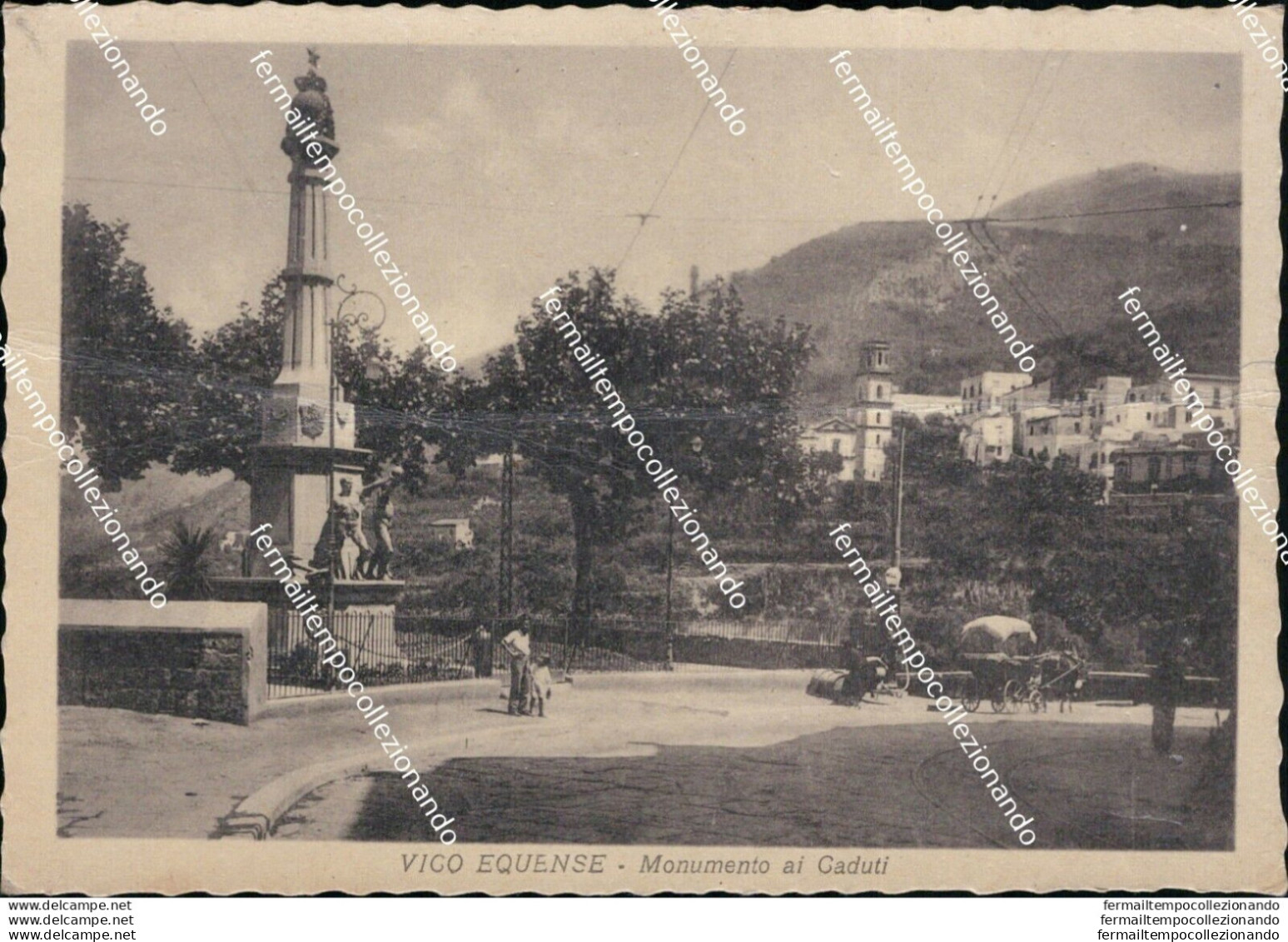 Az72 Cartolina  Vico Equense Monumento Ai Caduti Piega Provincia Di Napoli - Napoli (Naples)
