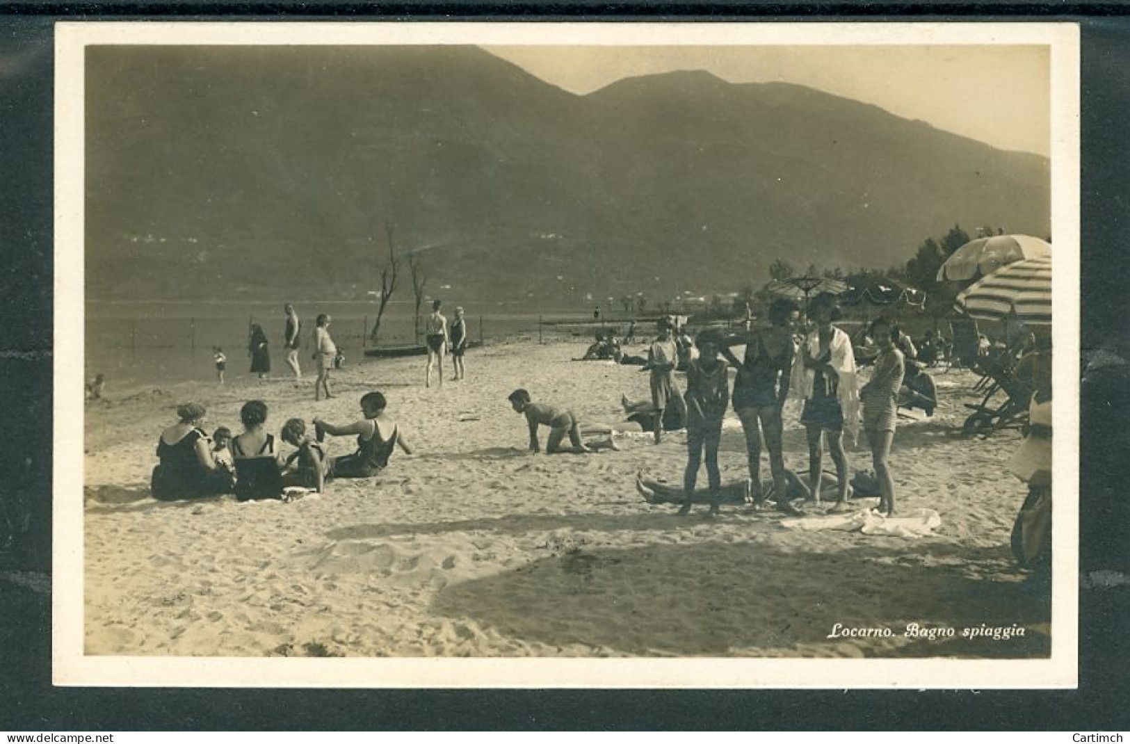 11047  LOCARNO - Bagno Spiaggia - Molto Animata Con Bagnanti - Locarno