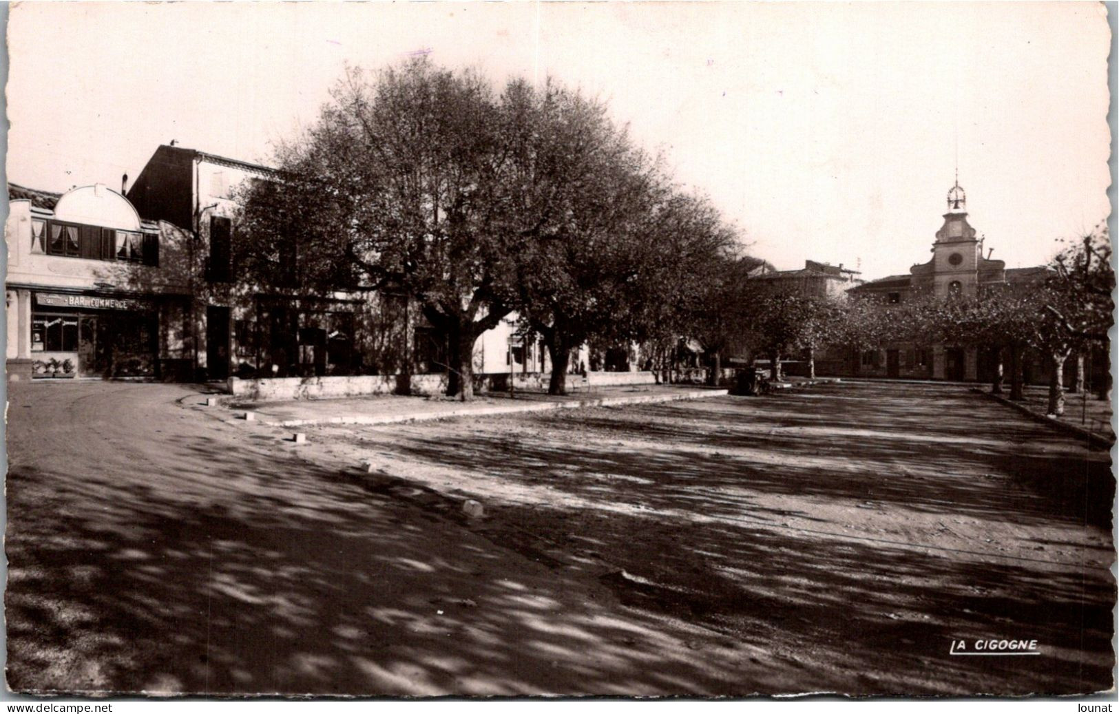 83 MONTAUROUX - L 'hôtel De Ville - Montauroux