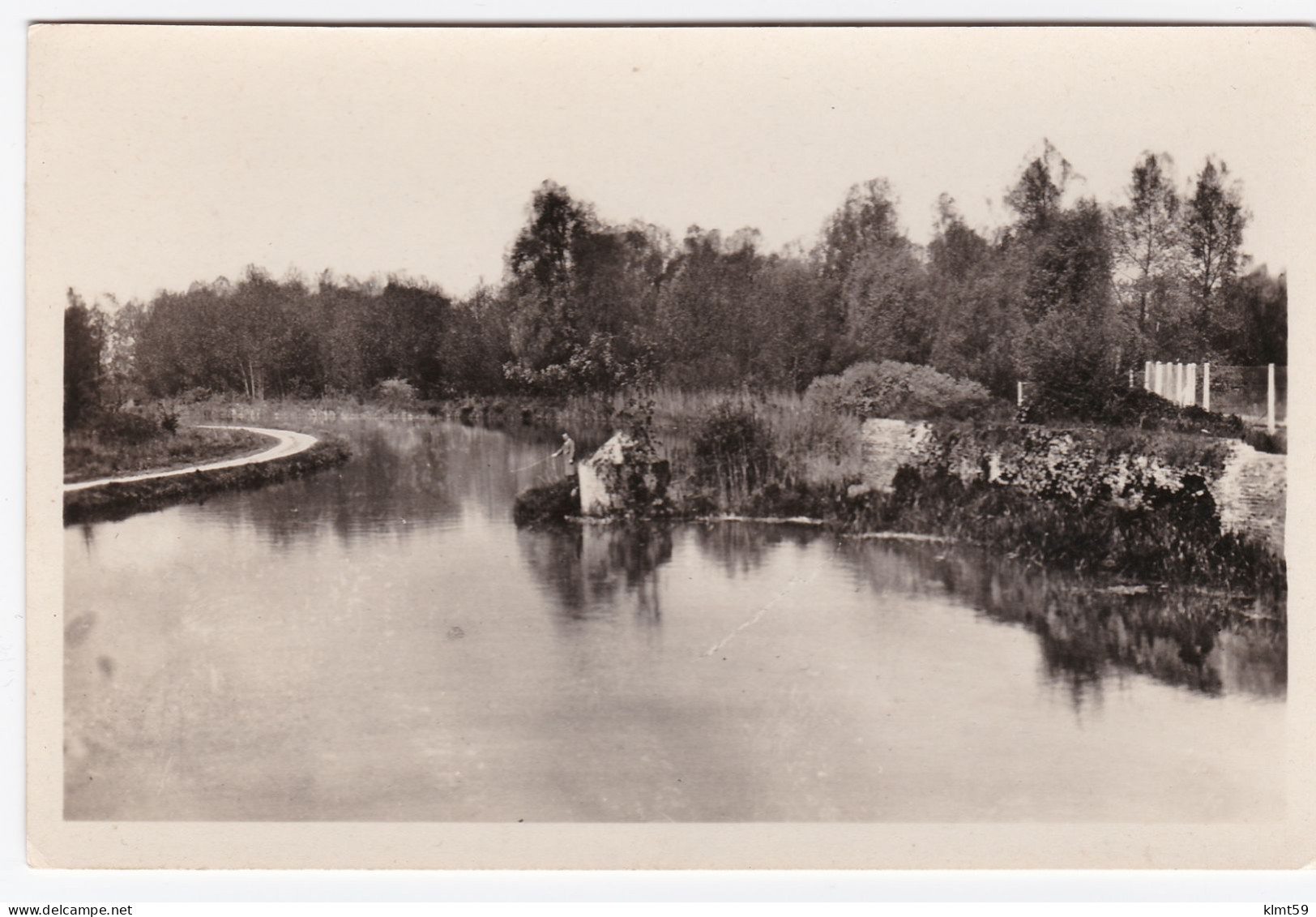 Péronne - Le Canal De La Somme Et Les Anciens Remparts - Peronne