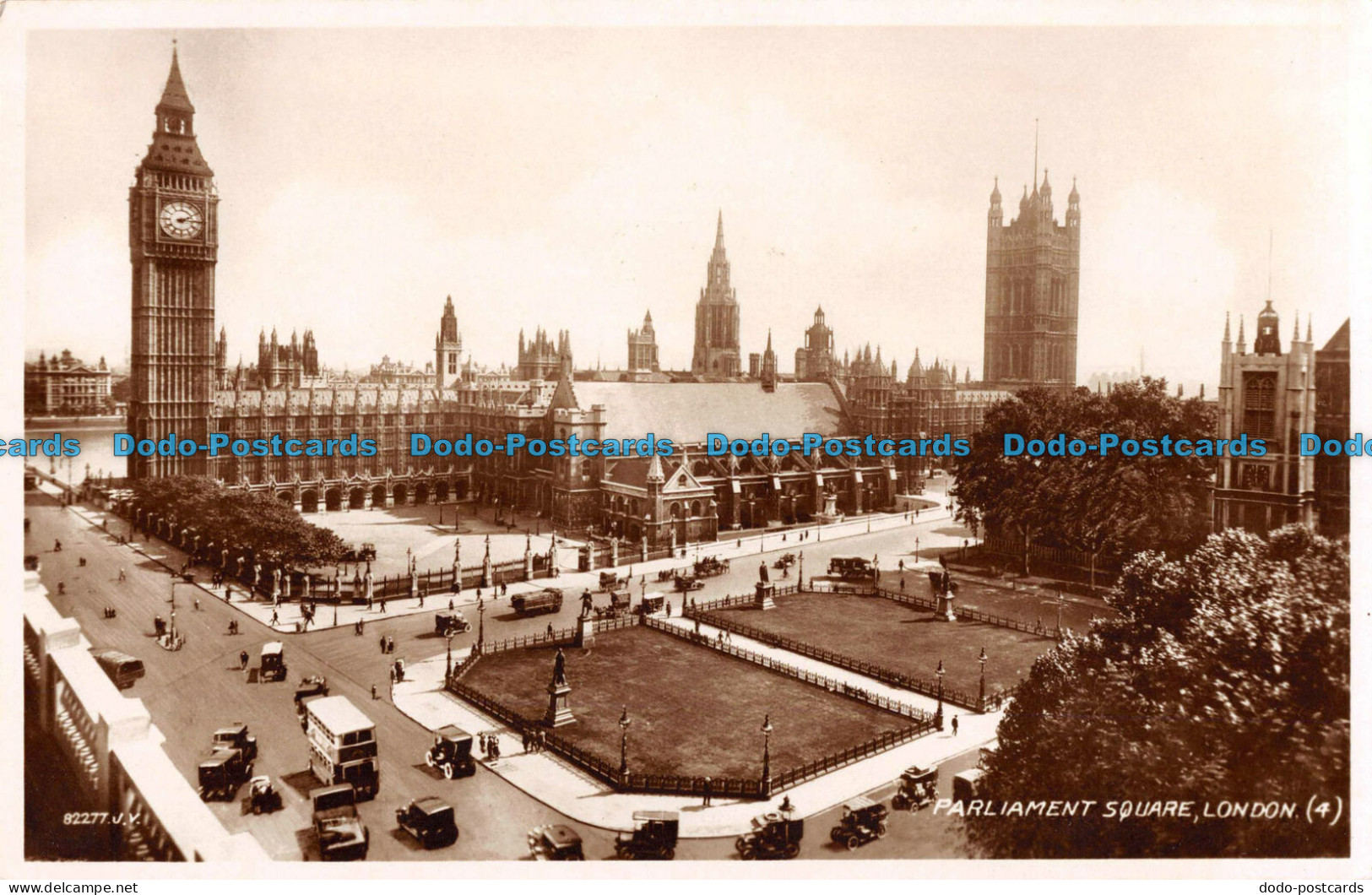 R094431 Parliament Square. London. Valentine. No 82277. RP - Andere & Zonder Classificatie