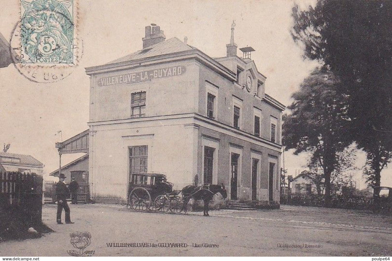 La Gare : Vue Extérieure - Villeneuve-la-Guyard