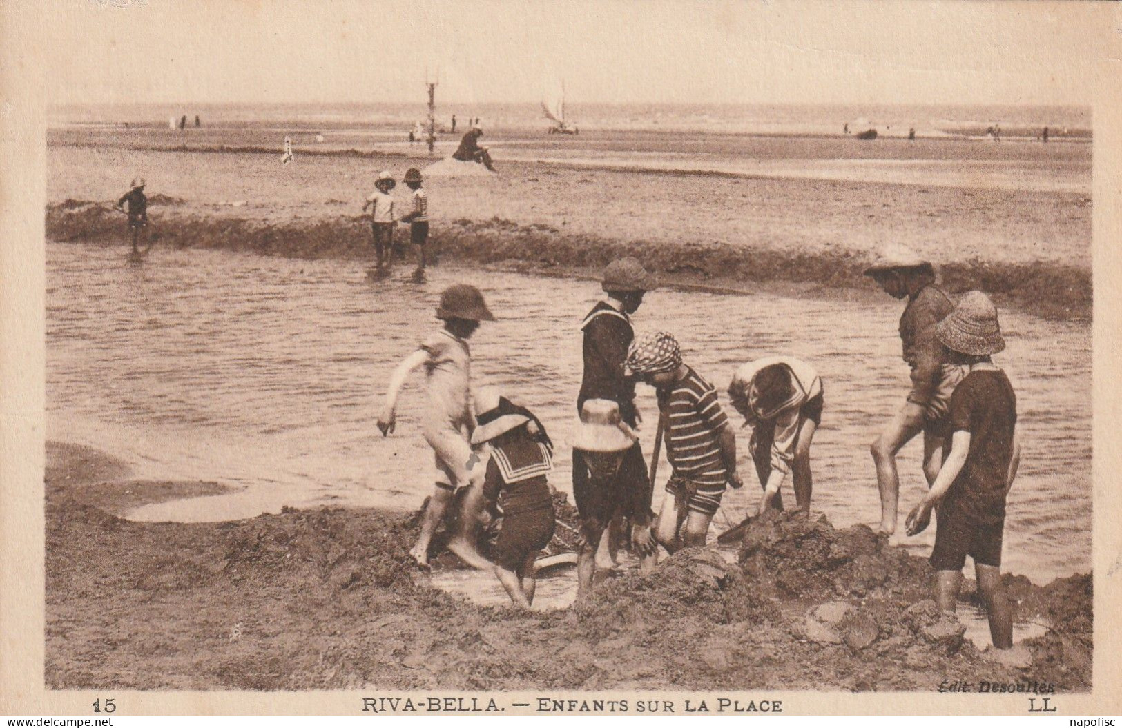 14-Riva-Bella Enfants Sur La Plage - Riva Bella