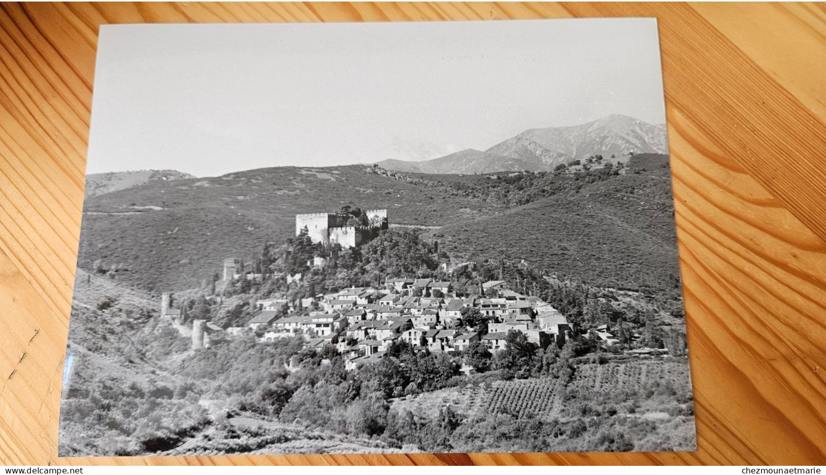 CASTELNOU Château Et Village Canigou - Photo Montes 66 - Orte