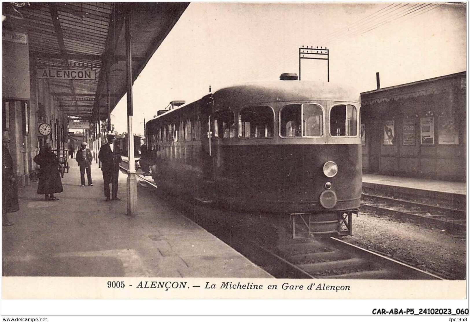 CAR-ABAP5-61-0435 - ALENCON - La Micheline En Gare D'alençon - Alencon