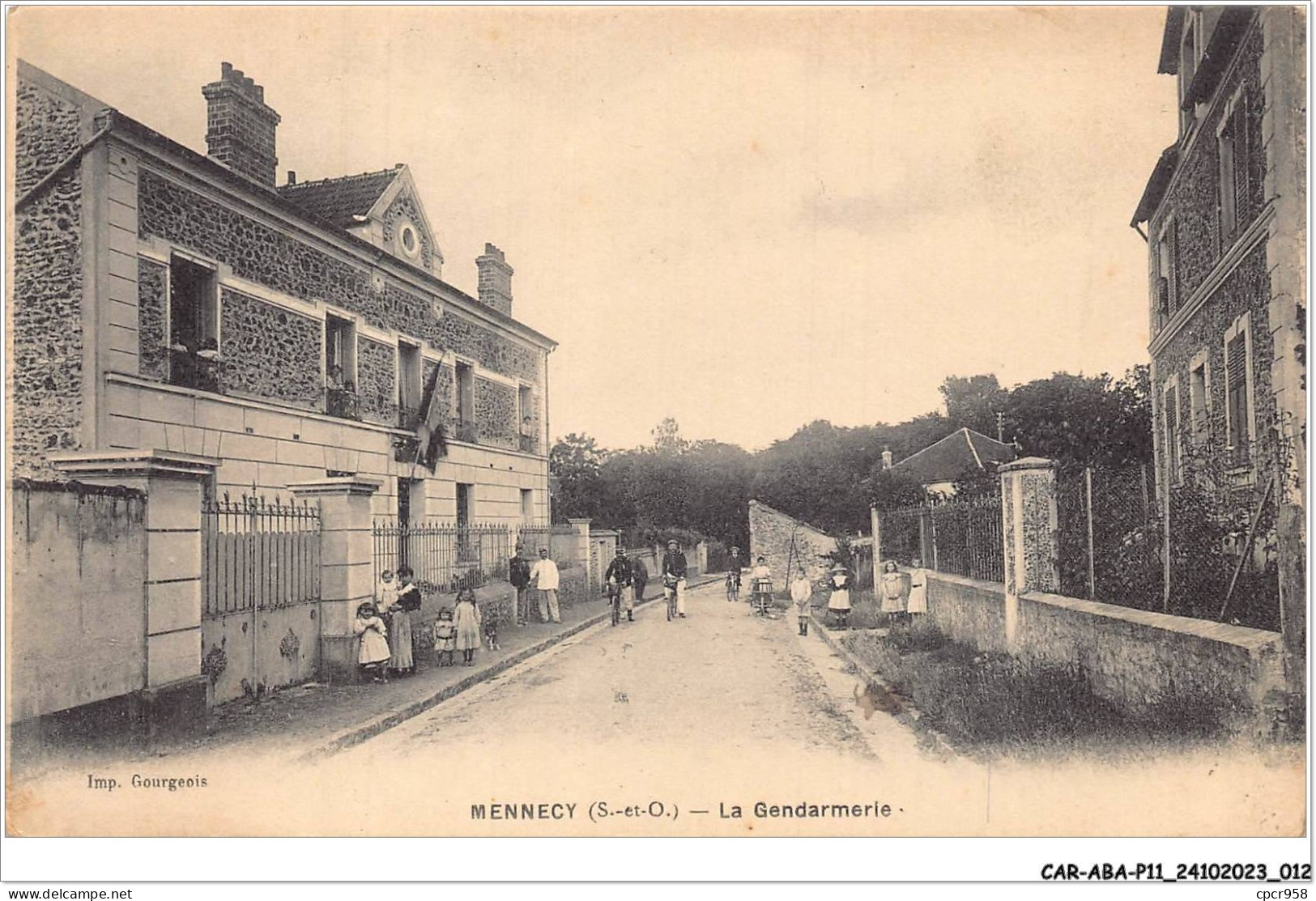 CAR-ABAP11-91-1013 - MENNECY - S-et-o - La Gendarmerie - Mennecy