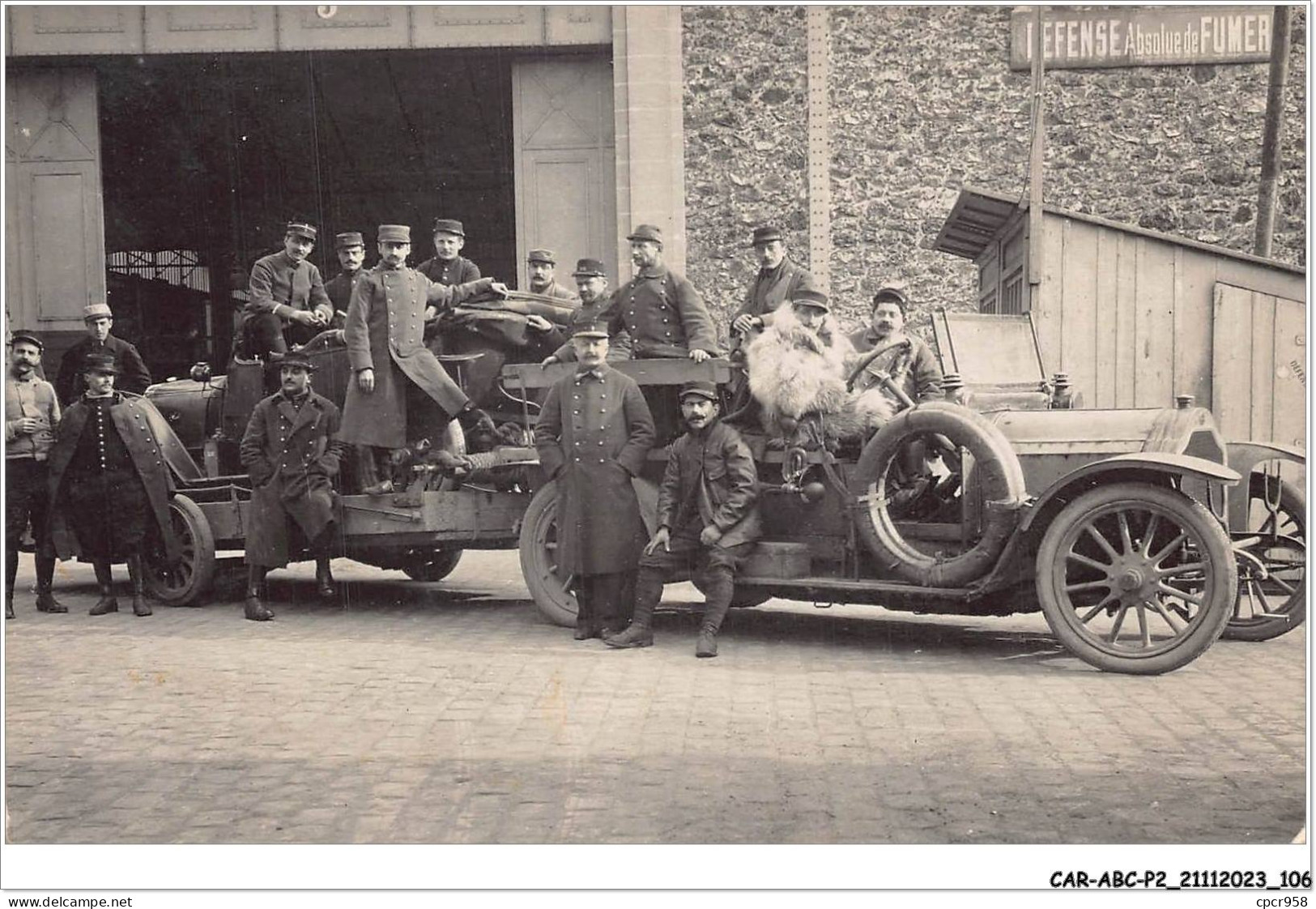 CAR-ABCP2-0153 - MILITAIRE - CARTE PHOTO - Characters