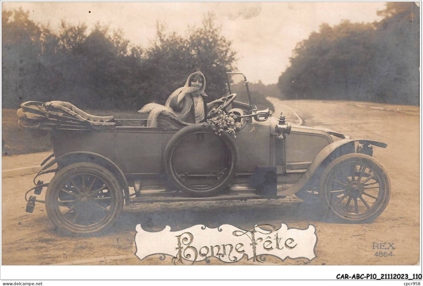 CAR-ABCP10-0957 - AUTOMOBILE - BONNE FETE - CARTE PHOTO  - Autres & Non Classés