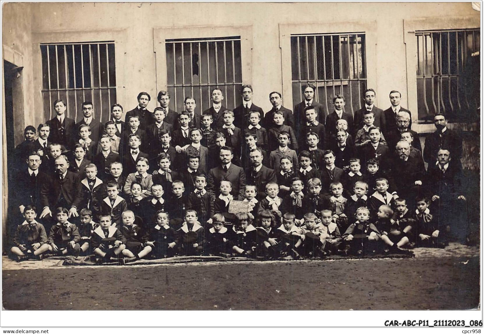 CAR-ABCP11-1038 - ENSEIGNEMENT - GROUPE D'ELEVES ET ENSEIGNANTS - CARTE PHOTO  - Ecoles