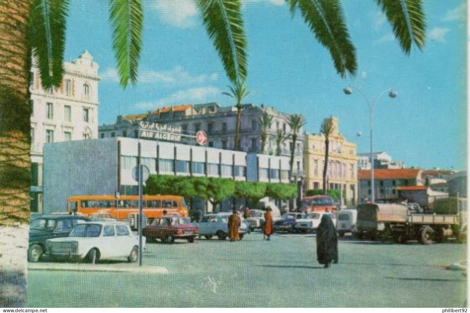 Annaba. Bône. Automobiles Simca 1000, Peugeot 204, 404, Citroën DS,  Etc. - Annaba (Bône)