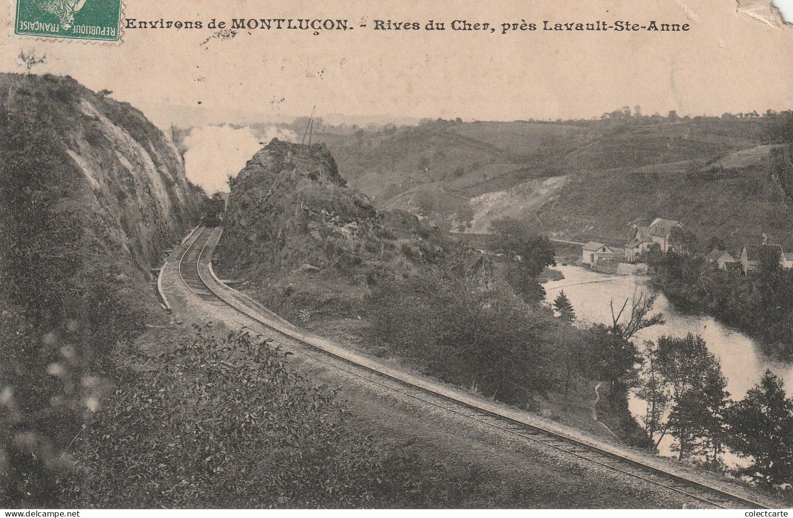 MONTLUçON  Rive Du Cher Pres  Lavault Ste Anne   (un Coin Abimé) - Montlucon